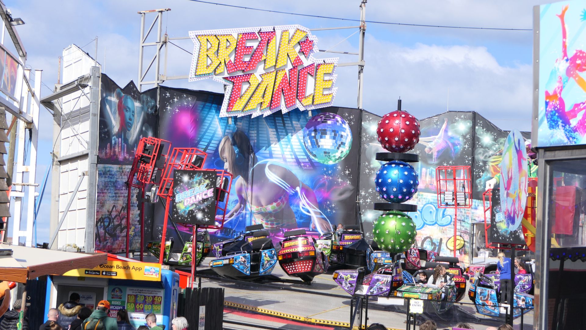 Break Dance - Ocean Beach South Shields