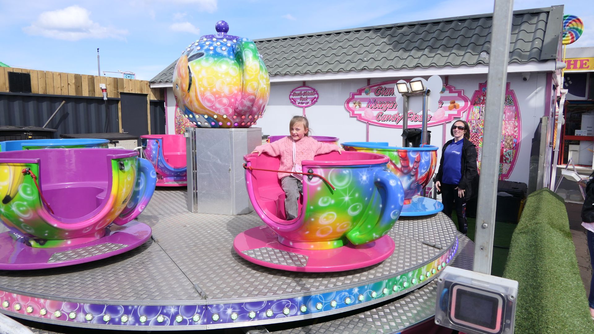 Teacups - Ocean Beach South Shields